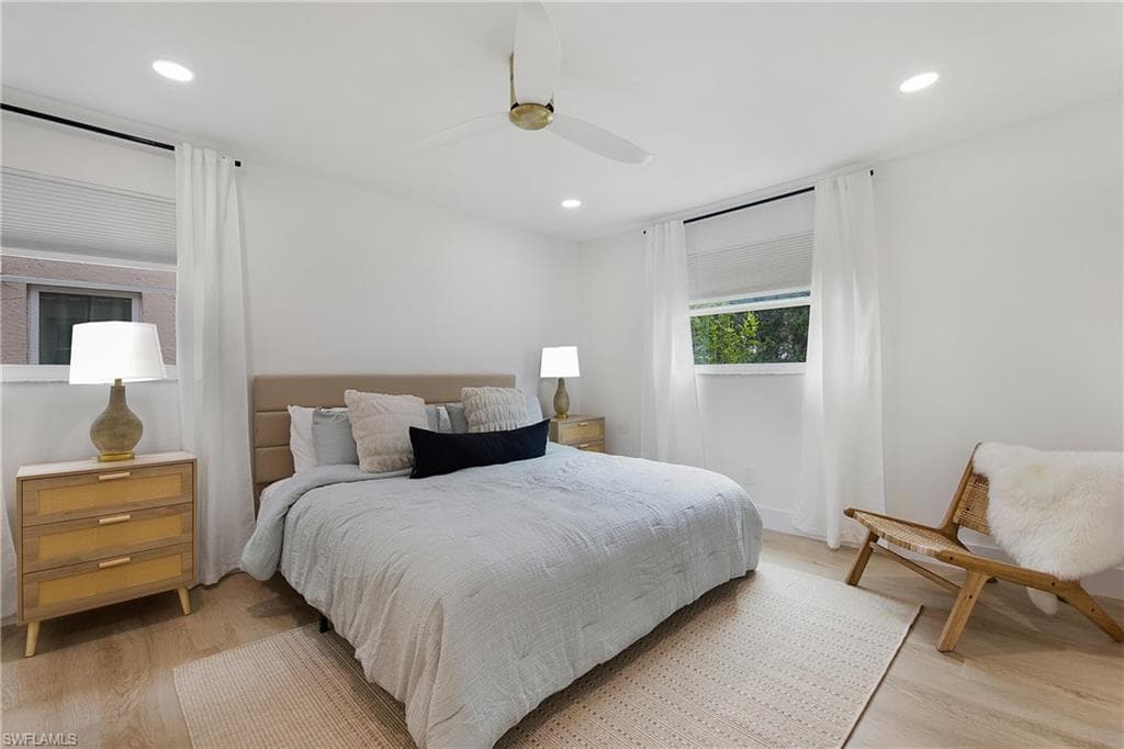 1549 Sandpiper ST # 89, NAPLES FL 34102-7