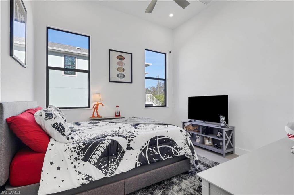 4111 Williams RD, ESTERO FL 33928-16