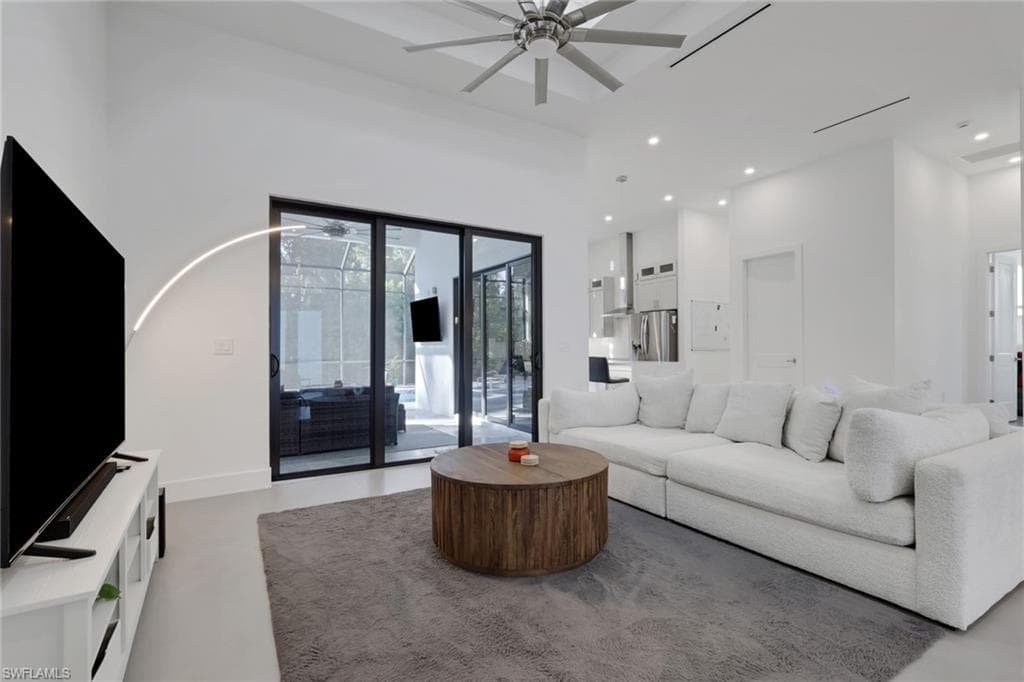 4111 Williams RD, ESTERO FL 33928-6