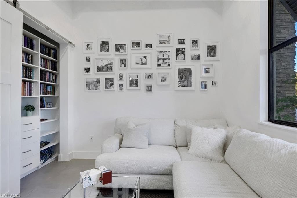 4111 Williams RD, ESTERO FL 33928-9