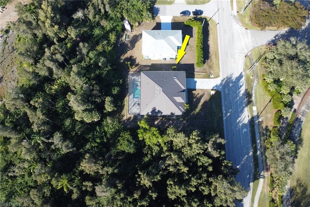 4111 Williams RD, ESTERO FL 33928-43