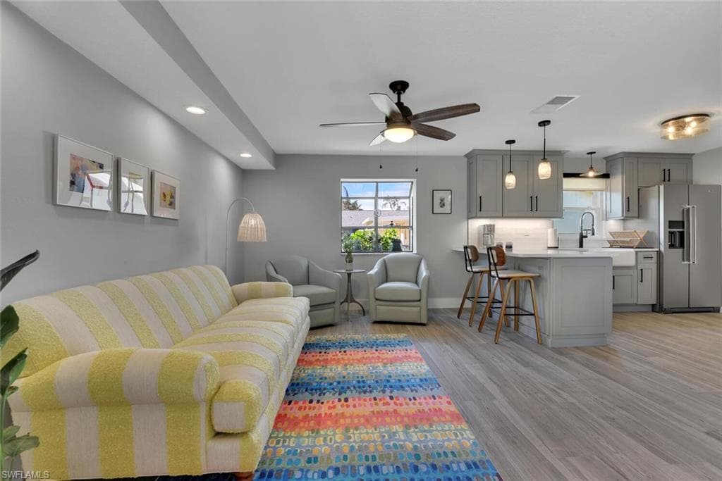 2328 Clipper WAY, NAPLES FL 34104-25