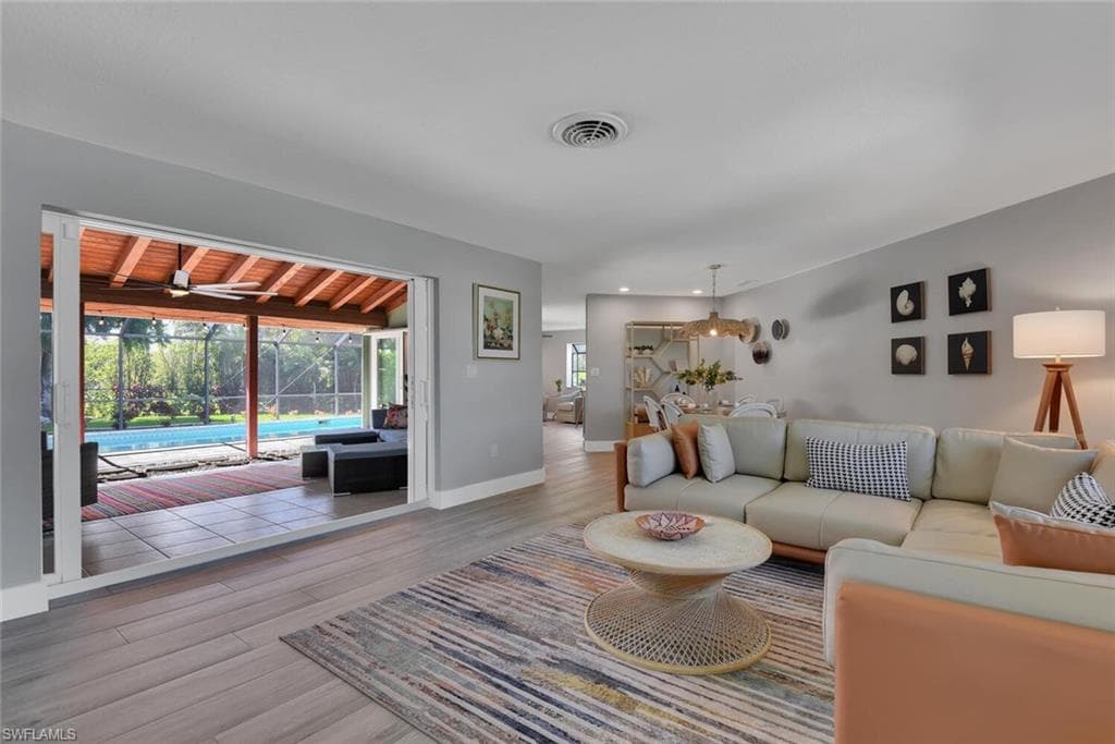 2328 Clipper WAY, NAPLES FL 34104-10