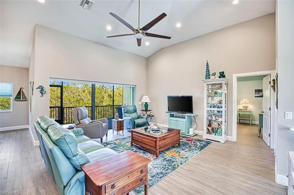 595 Piedmont RD, SANIBEL FL 33957-6