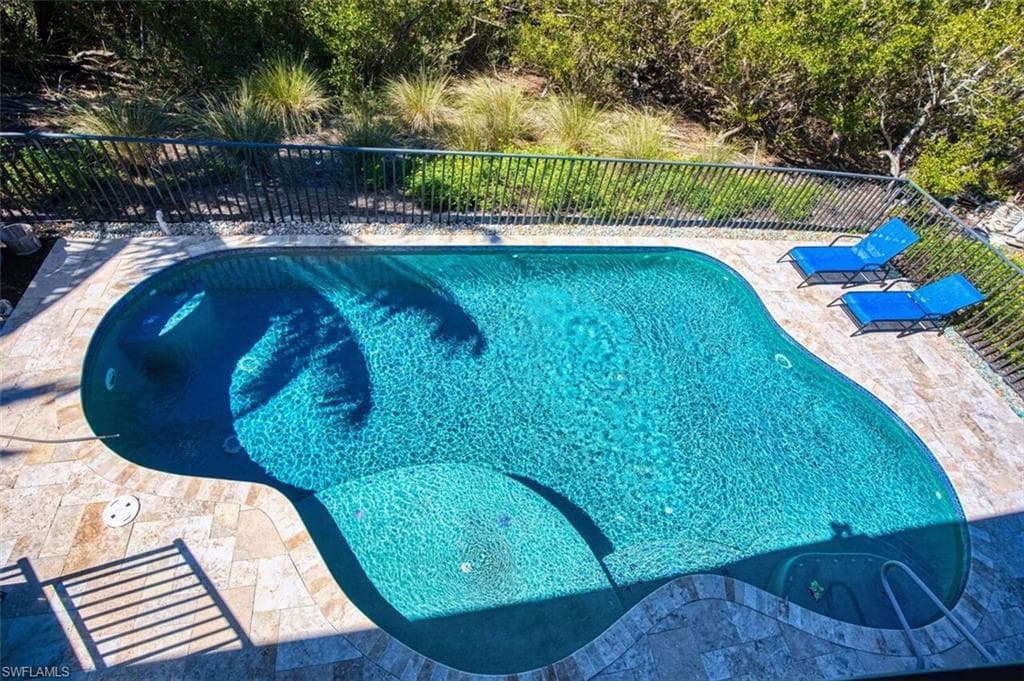 595 Piedmont RD, SANIBEL FL 33957-33