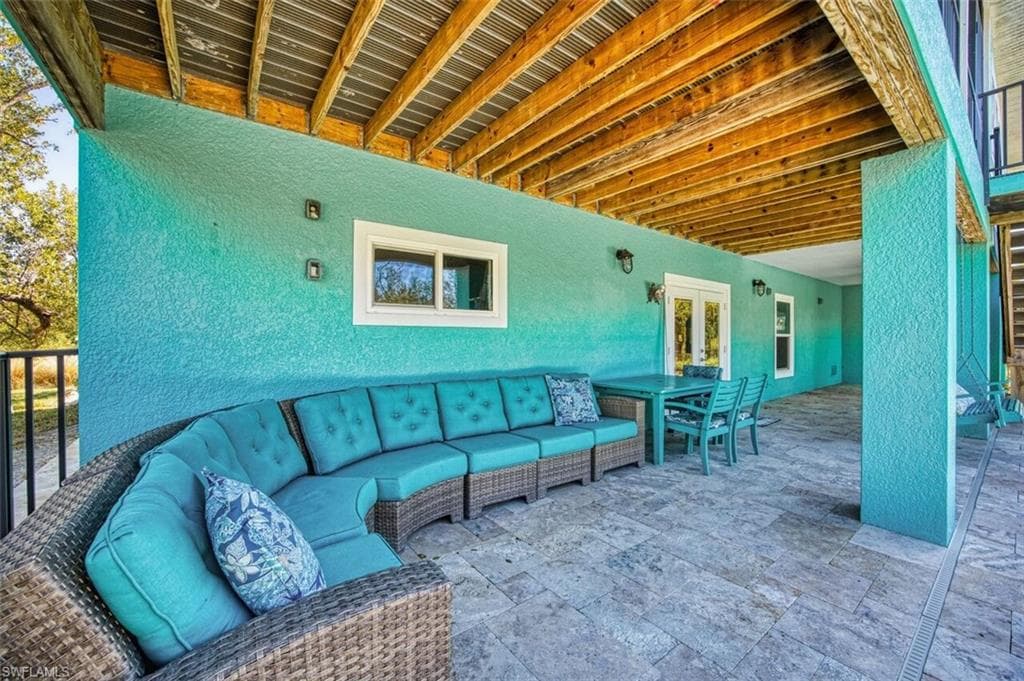 595 Piedmont RD, SANIBEL FL 33957-37