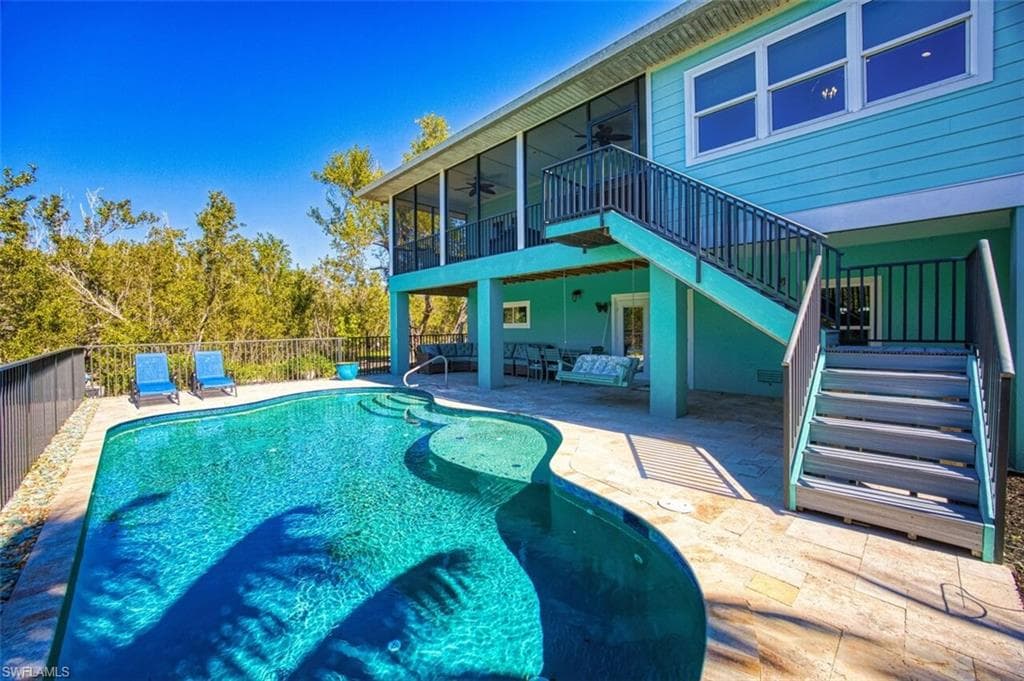 595 Piedmont RD, SANIBEL FL 33957-36