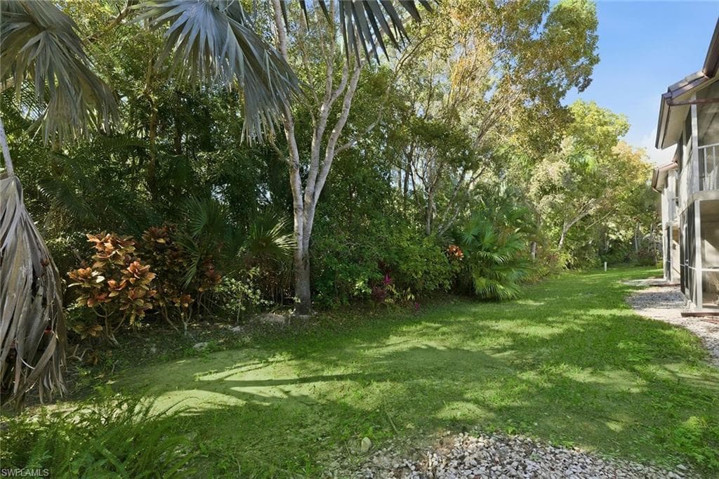 28720 Diamond DR # 102, BONITA SPRINGS FL 34134-10