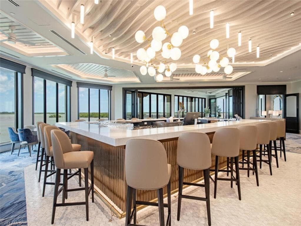 23850 Via Italia CIR 403-31