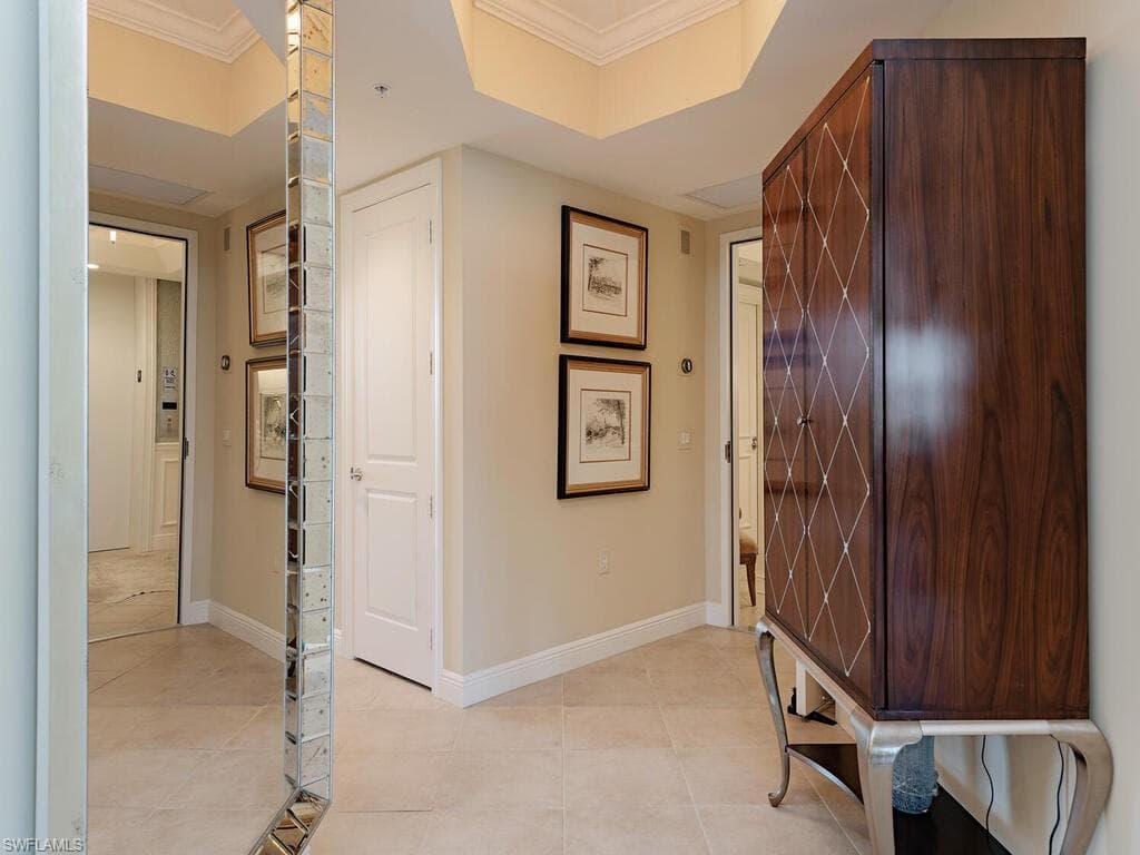23850 Via Italia CIR 403-4