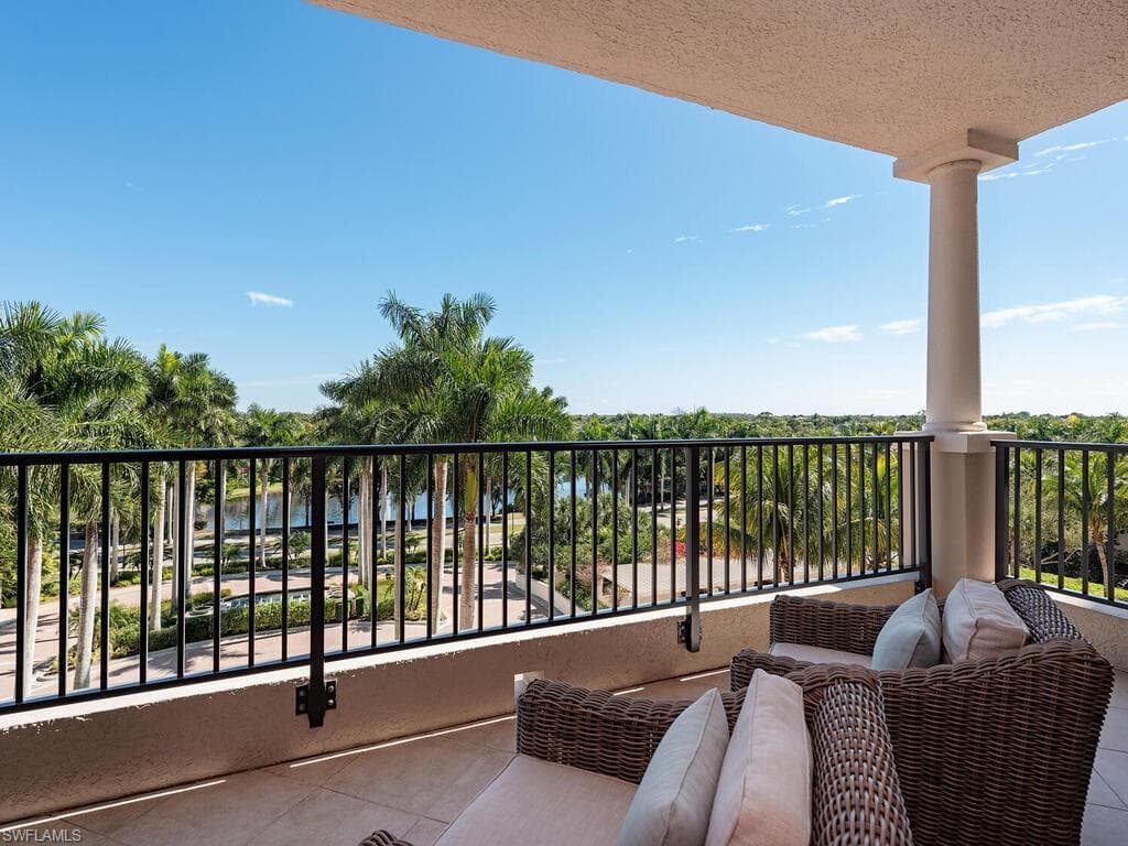 23850 Via Italia CIR 403-17
