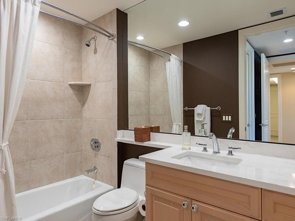 23850 Via Italia CIR 403-14