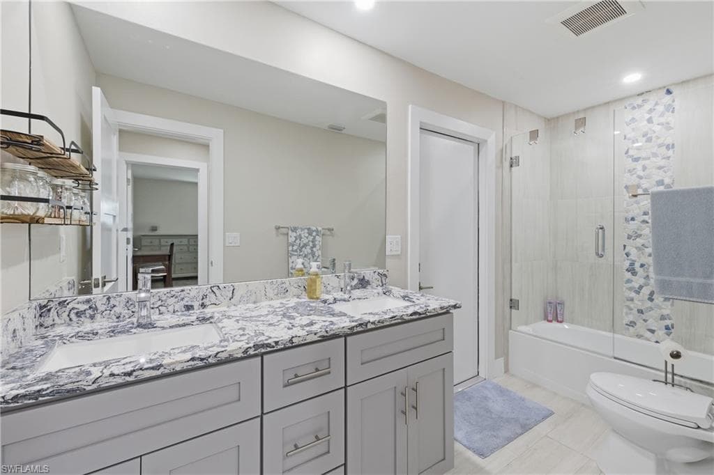 6807 Azalea LN, FORT MYERS FL 33919-22