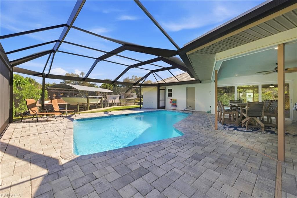 6807 Azalea LN, FORT MYERS FL 33919-36