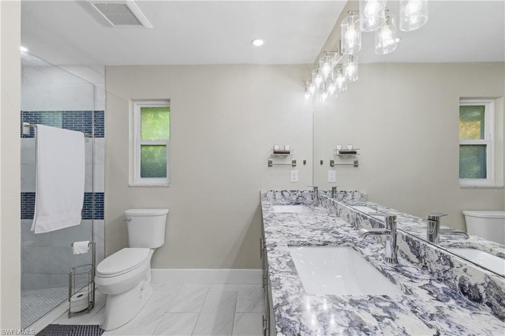 6807 Azalea LN, FORT MYERS FL 33919-30