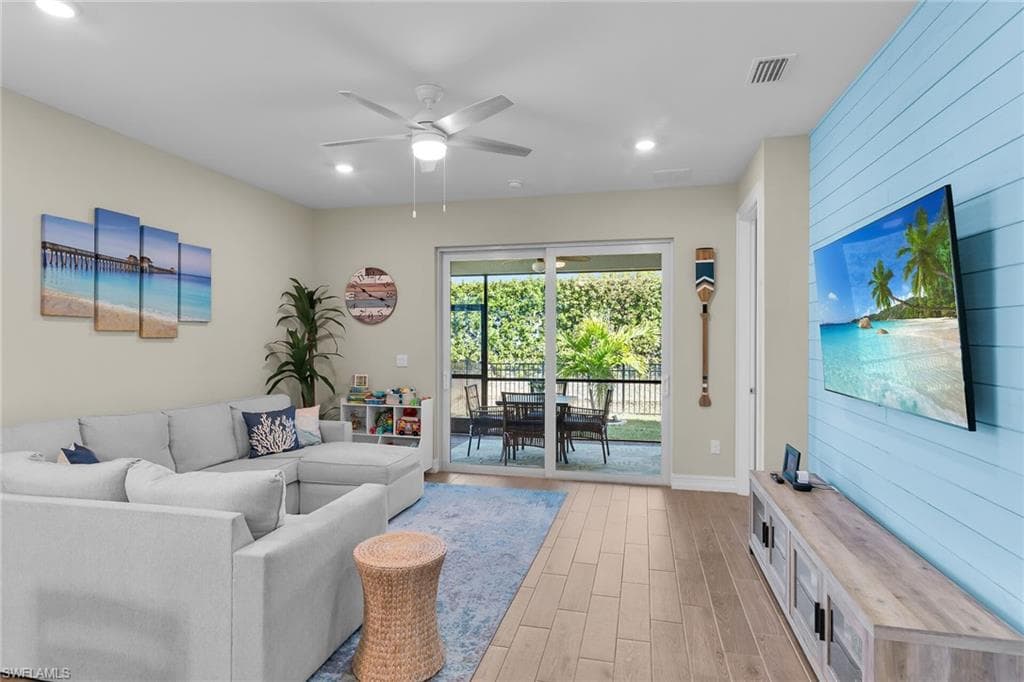 1035 Enbrook LOOP, NAPLES FL 34114-2