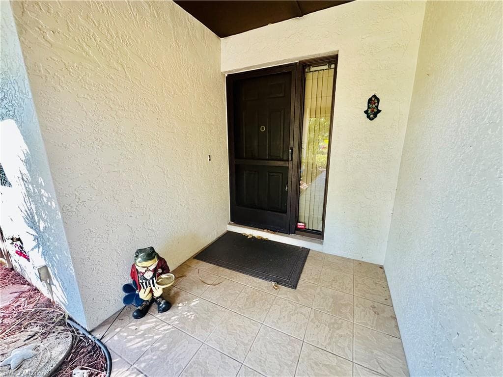 13212 Tall Pine CIR, FORT MYERS FL 33907-32