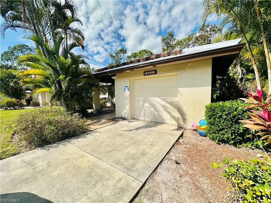 13212 Tall Pine CIR, FORT MYERS FL 33907-35