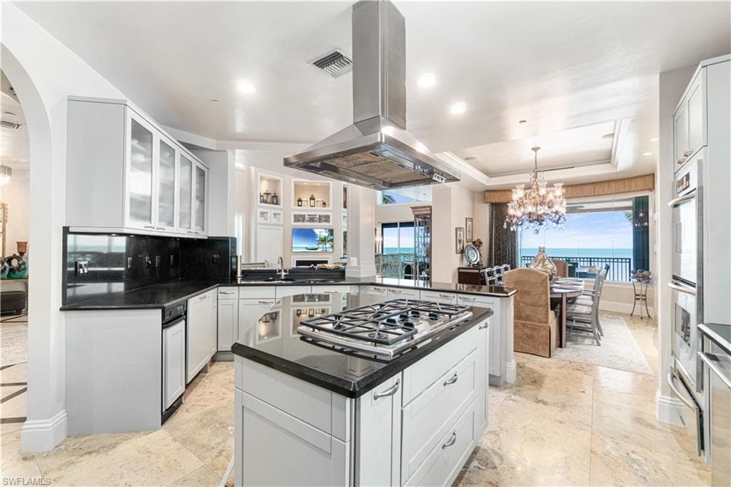 26868 Hickory BLVD, BONITA SPRINGS FL 34134-9