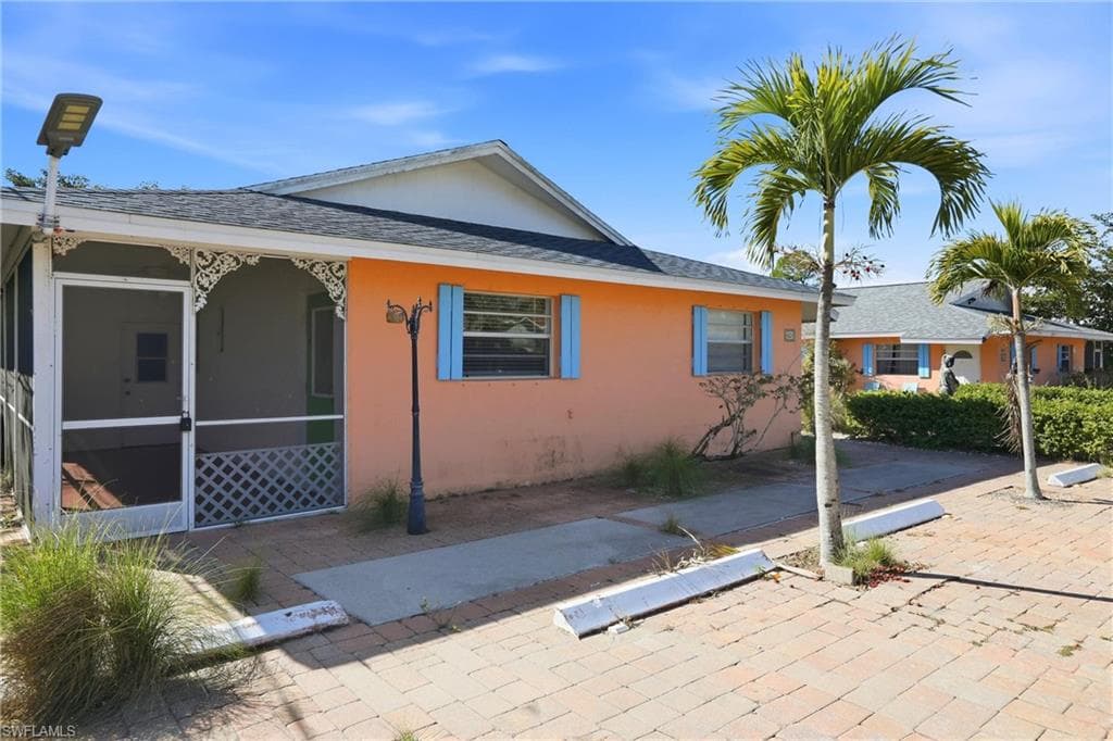 4231 Mariner LN, BONITA SPRINGS FL 34134-5