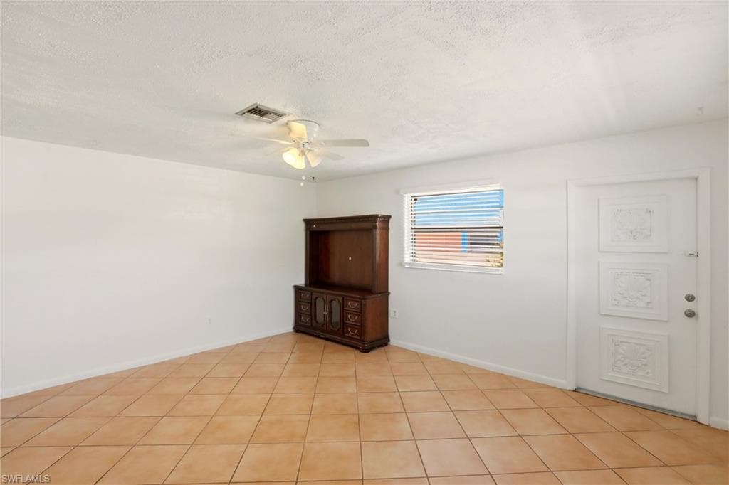 4231 Mariner LN, BONITA SPRINGS FL 34134-15