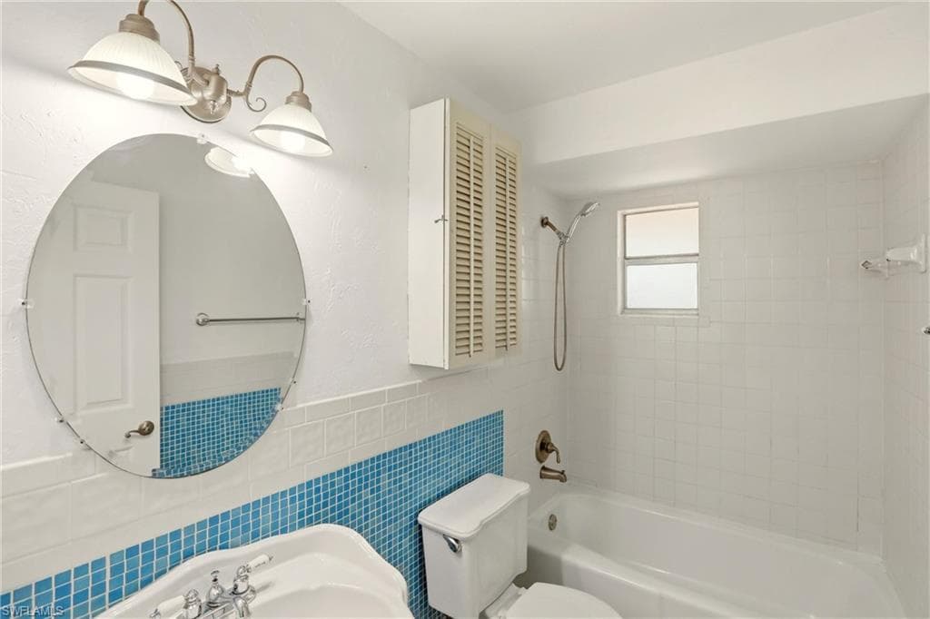 4231 Mariner LN, BONITA SPRINGS FL 34134-19