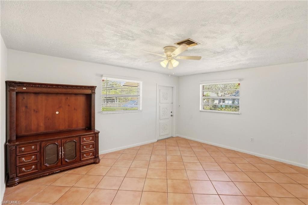 4231 Mariner LN, BONITA SPRINGS FL 34134-14