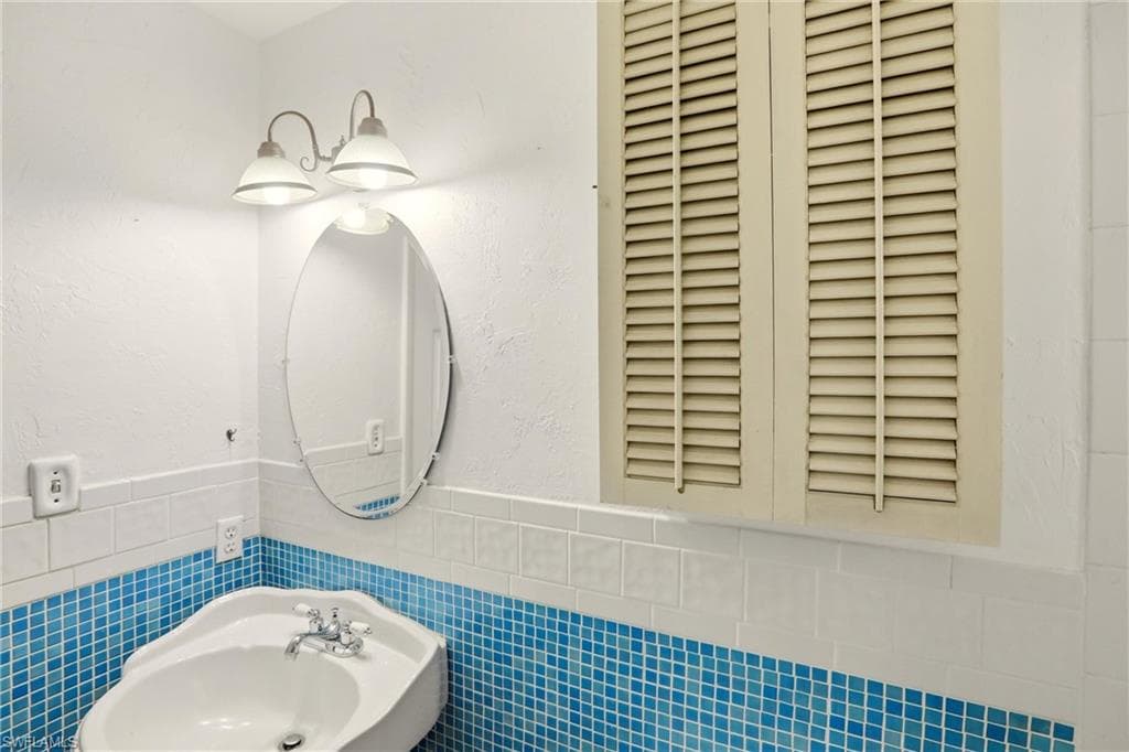 4231 Mariner LN, BONITA SPRINGS FL 34134-20