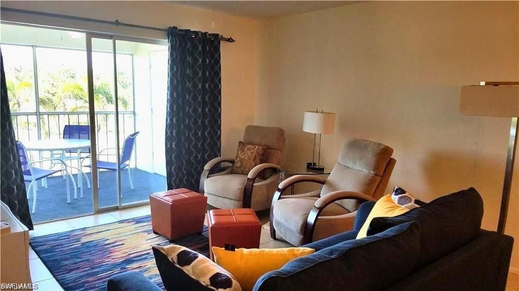 1075 Foxfire LN # 309, NAPLES FL 34104-4