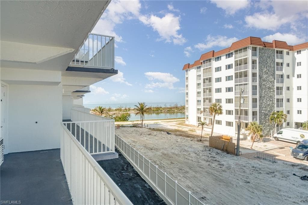 7000 Estero BLVD # 205, FORT MYERS BEACH FL 33931-30