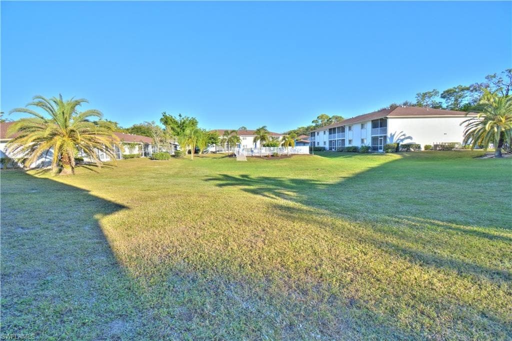 2330 Naples Trace CIR # 903, NAPLES FL 34109-15