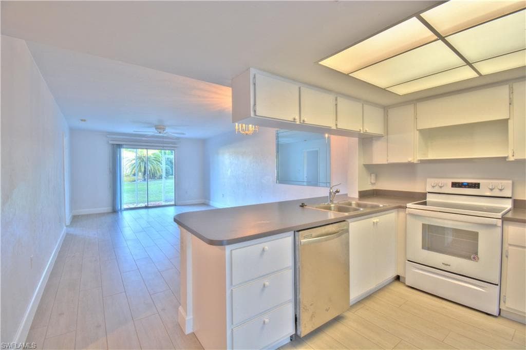 2330 Naples Trace CIR # 903, NAPLES FL 34109-3