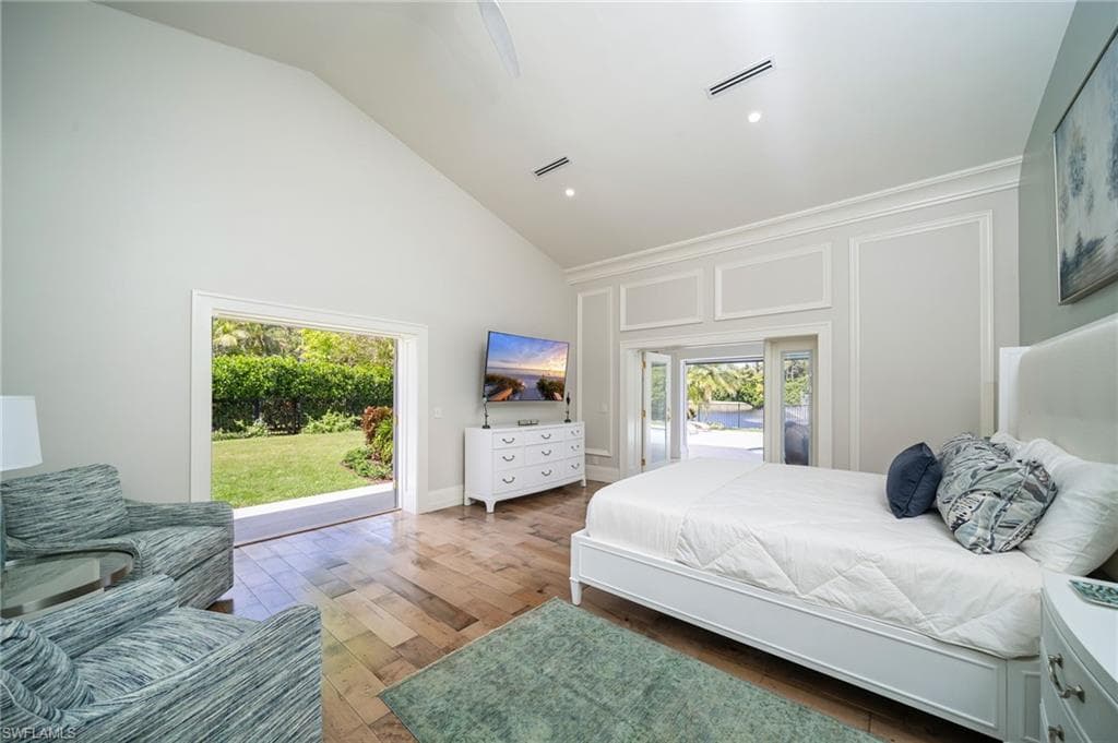 805 Lake Vista CT-19