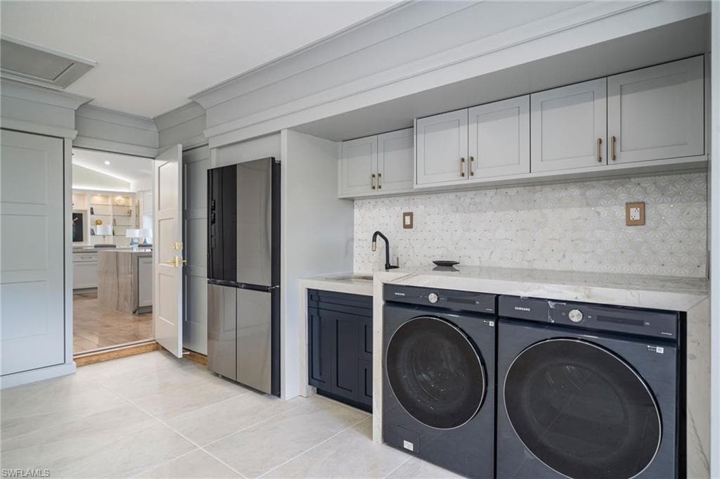 805 Lake Vista CT-29