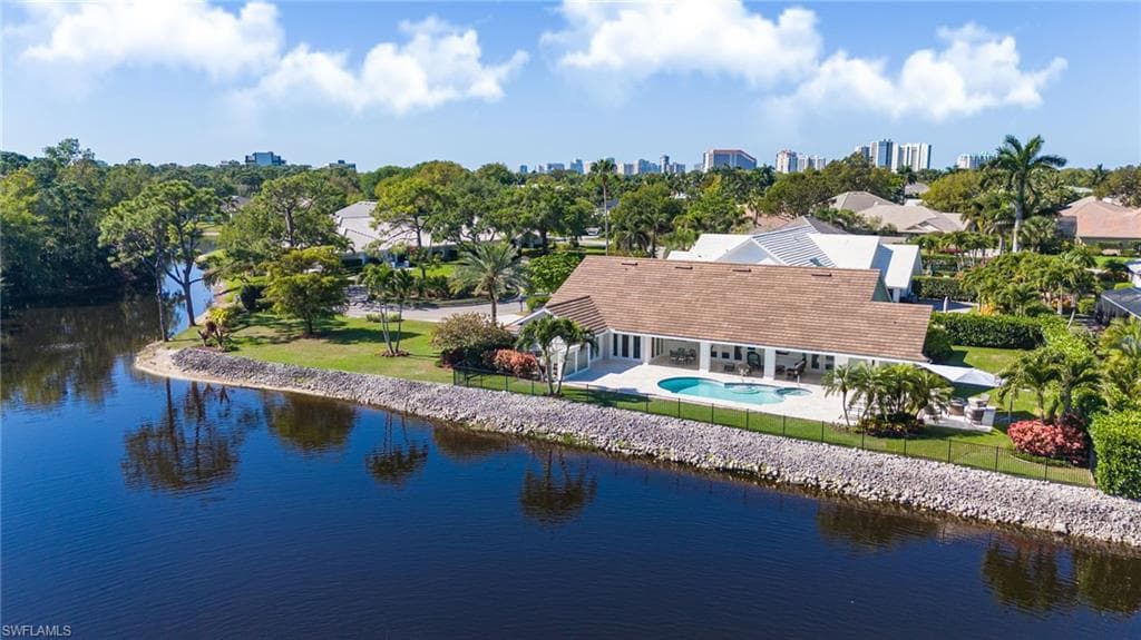 805 Lake Vista CT-33