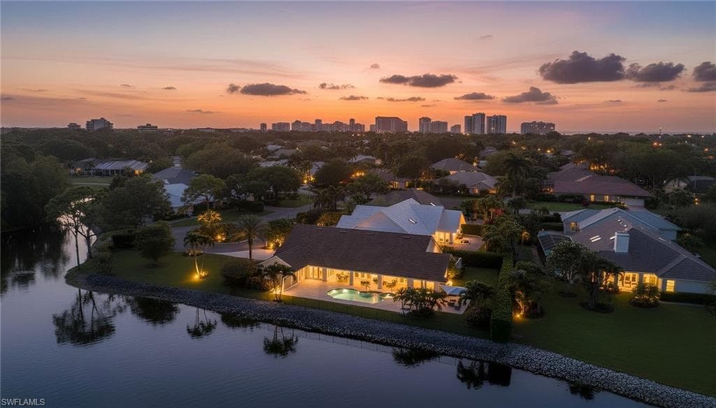 805 Lake Vista CT-32