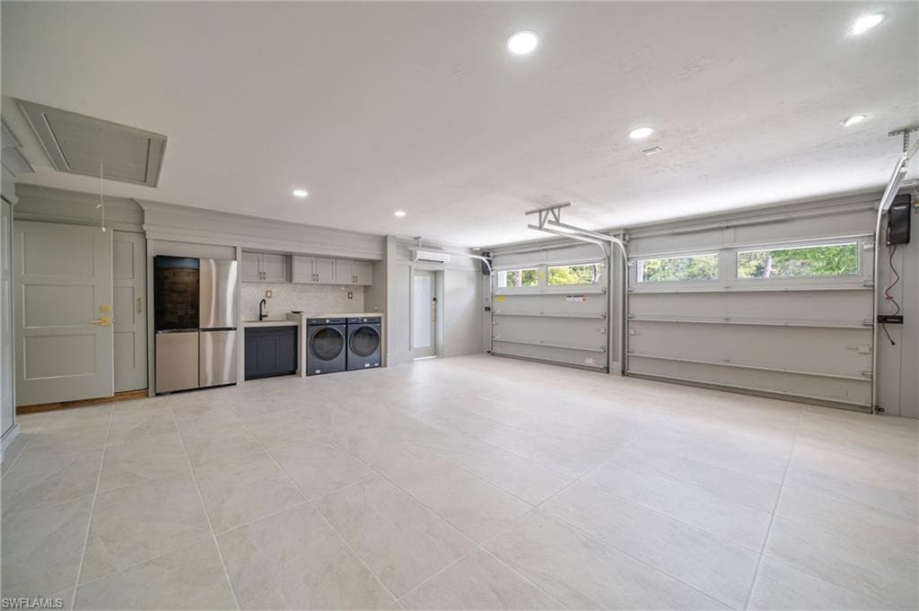805 Lake Vista CT-30