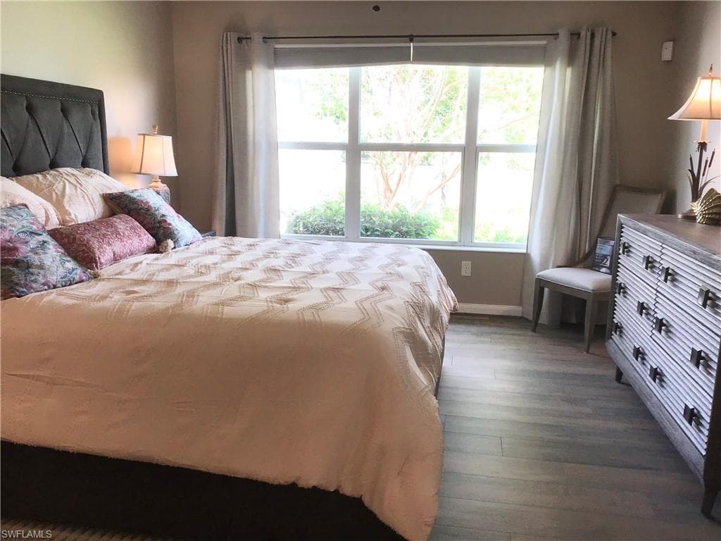 7310 Salerno CT-16