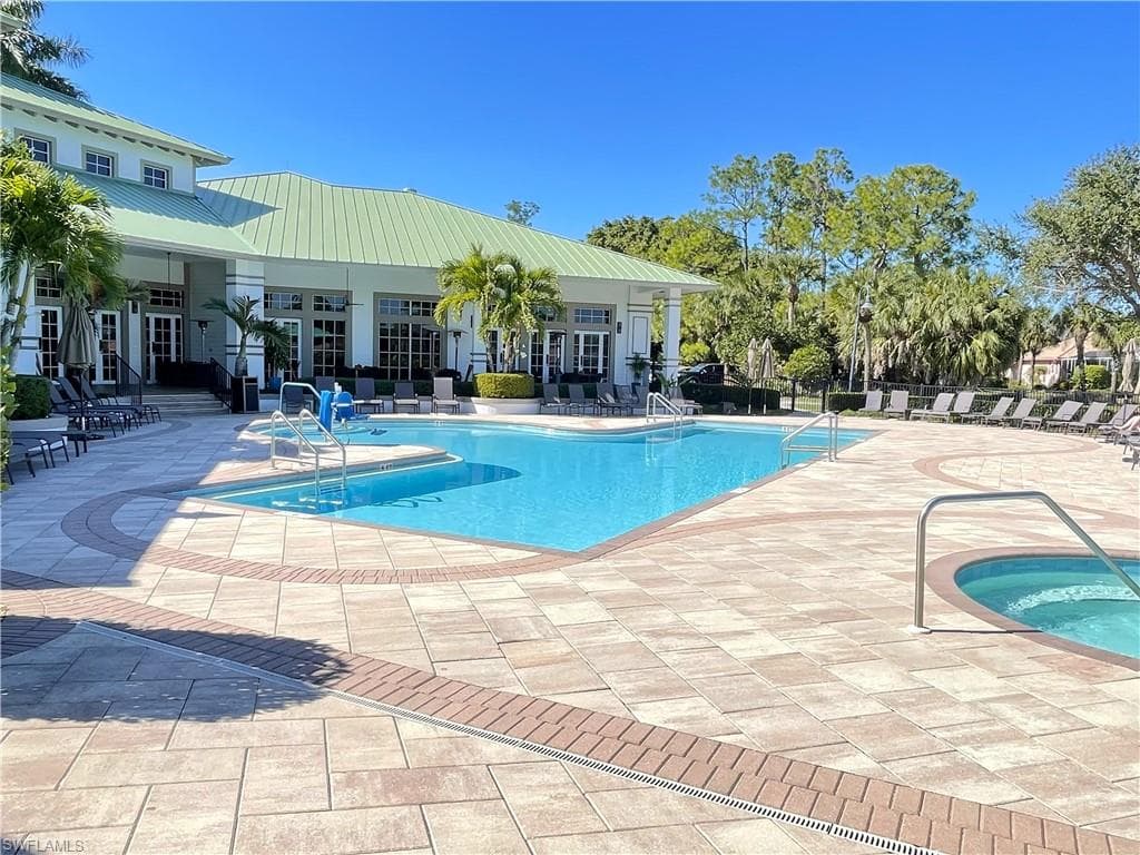 4010 Loblolly Bay DR # 308, NAPLES FL 34114-24