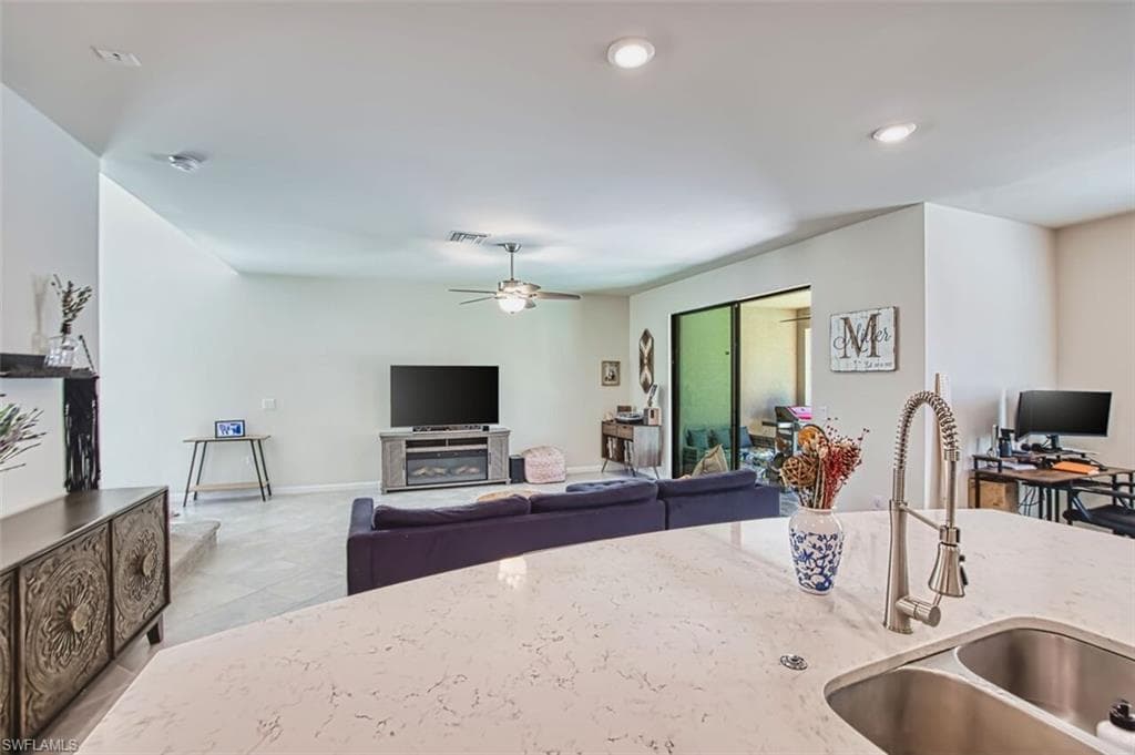 4740 Sea Eagle CT, FORT MYERS FL 33966-11