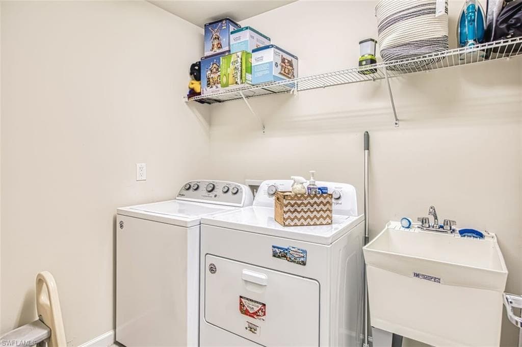 4740 Sea Eagle CT, FORT MYERS FL 33966-35