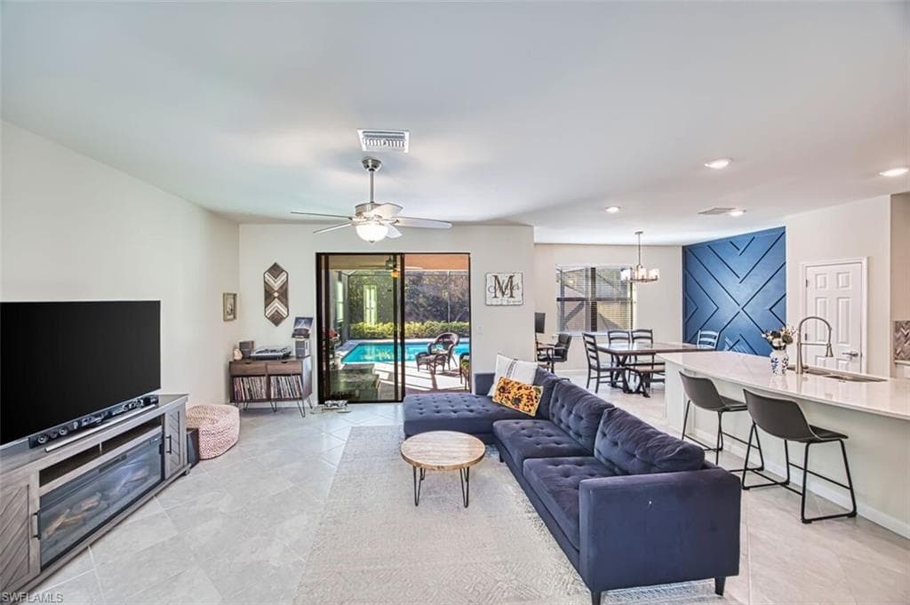 4740 Sea Eagle CT, FORT MYERS FL 33966-8