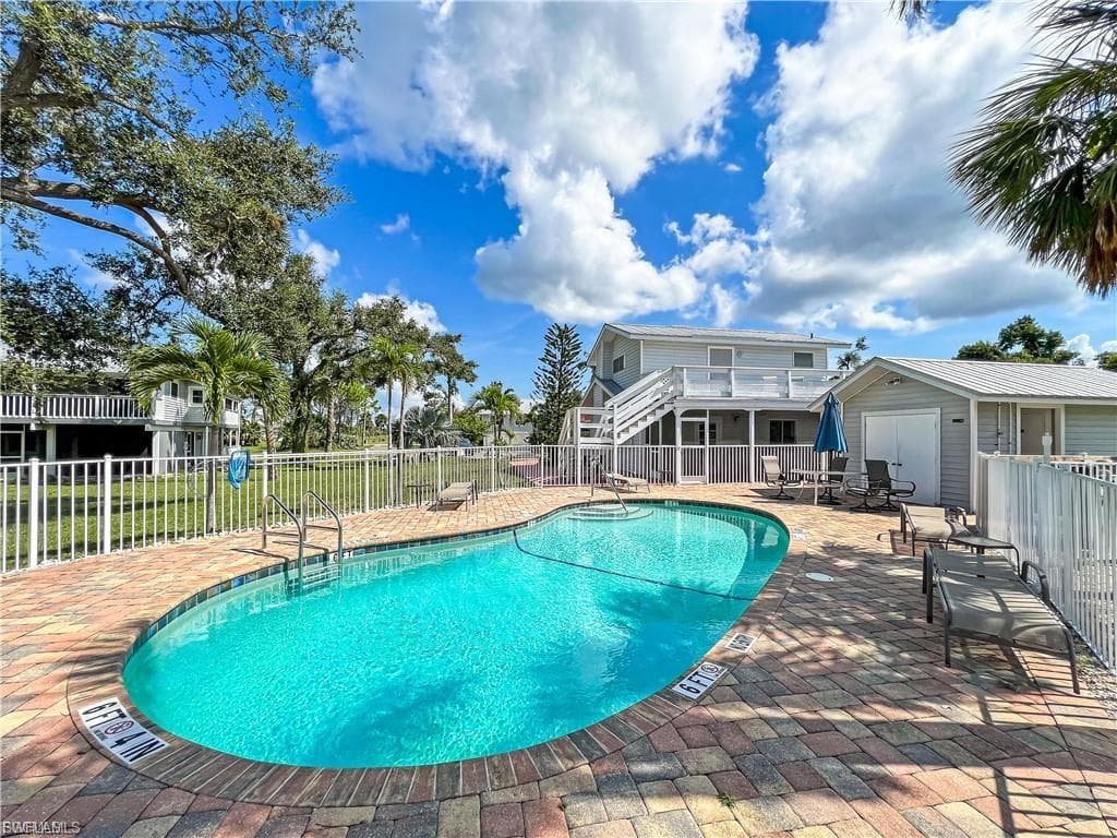 7692 Myrsine CIR, BOKEELIA FL 33922-37