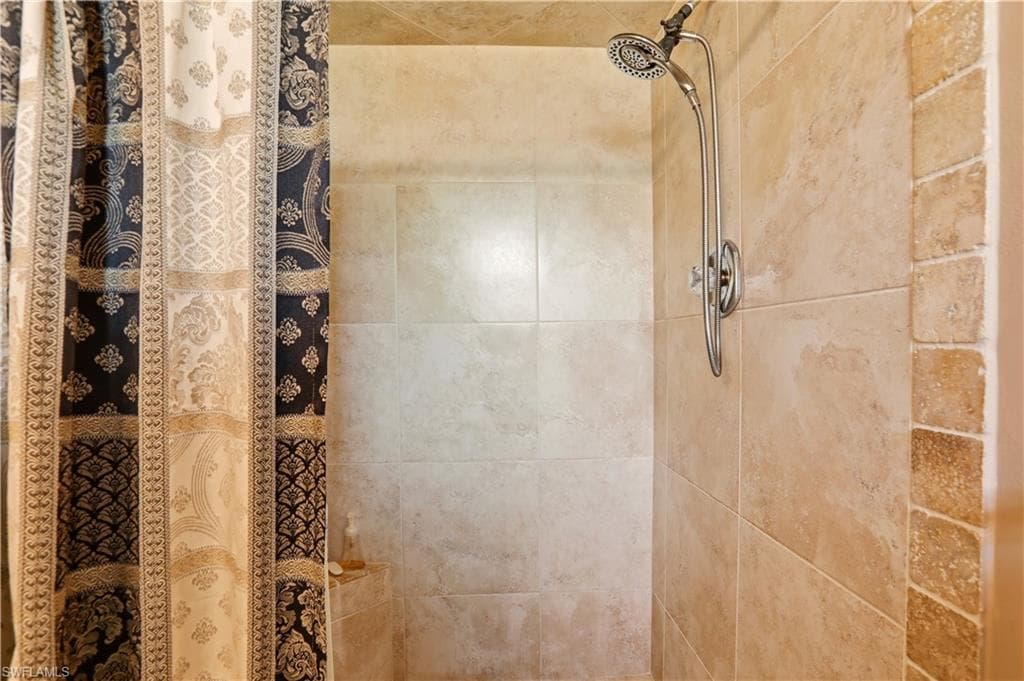 7692 Myrsine CIR, BOKEELIA FL 33922-14