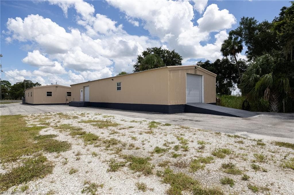 22110 Palm Beach BLVD-16