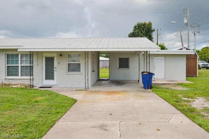 1637 Piney RD, NORTH FORT MYERS FL 33903-22