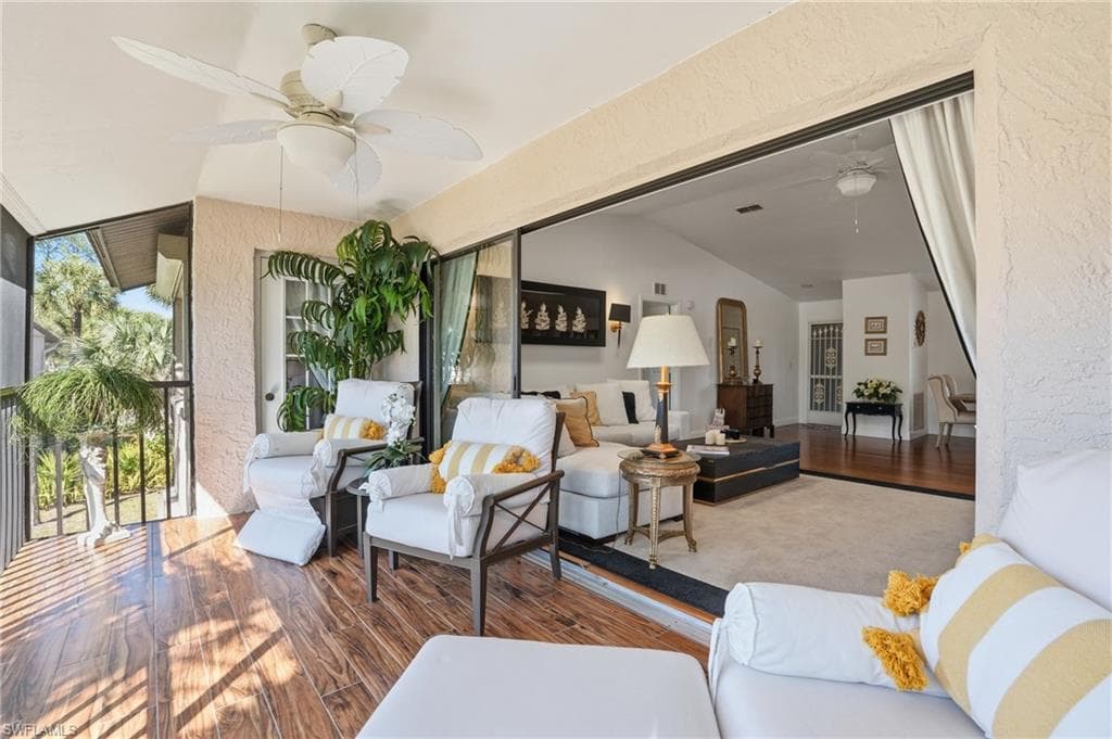 3231 Horse Carriage WAY # 10, NAPLES FL 34105-11