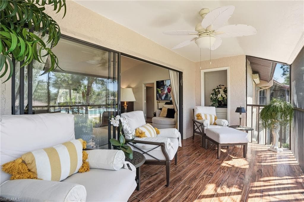 3231 Horse Carriage WAY # 10, NAPLES FL 34105-6