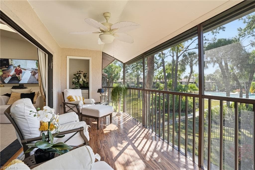 3231 Horse Carriage WAY # 10, NAPLES FL 34105-8