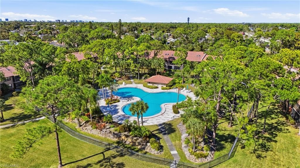 3231 Horse Carriage WAY # 10, NAPLES FL 34105-33